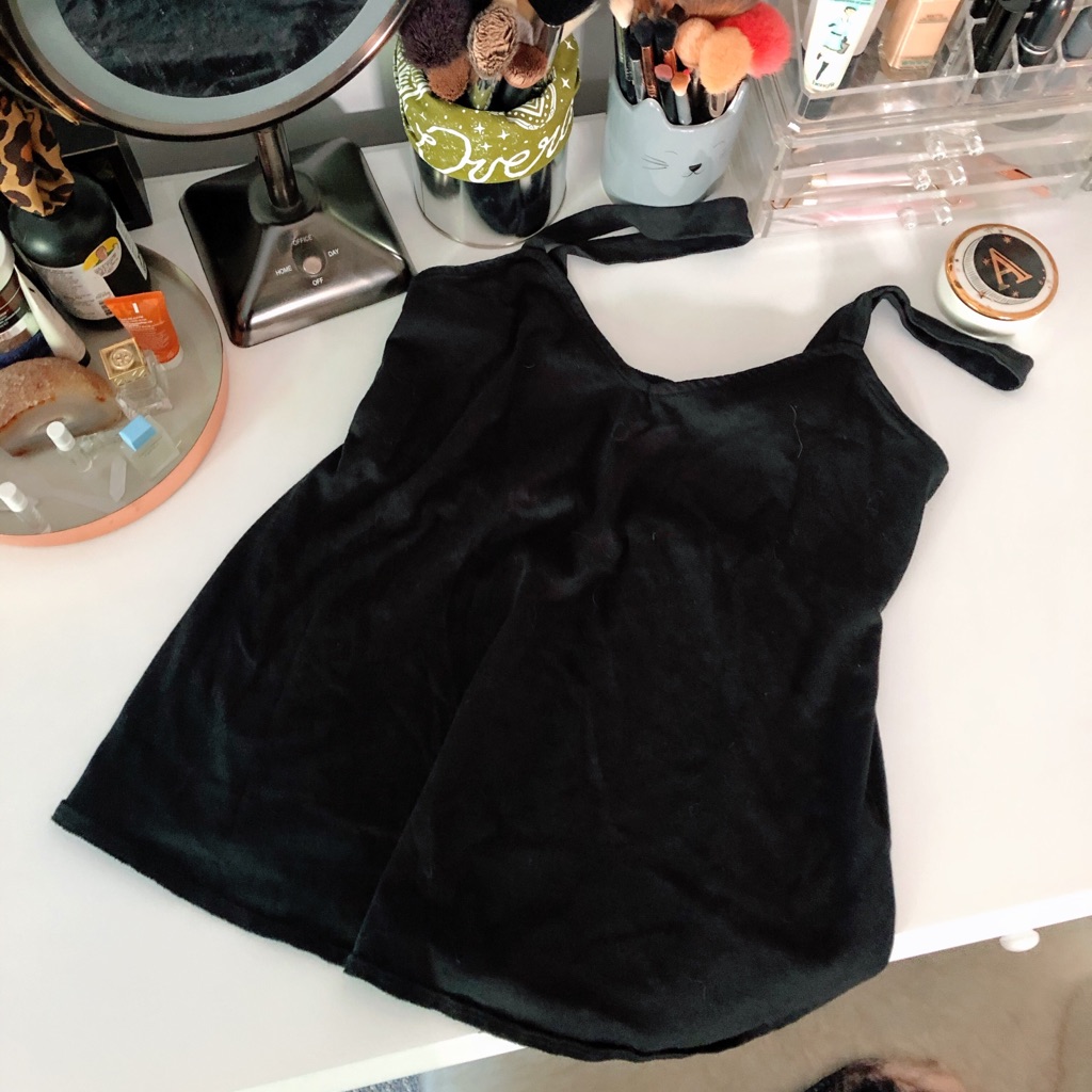 Hinge | Black Blouse